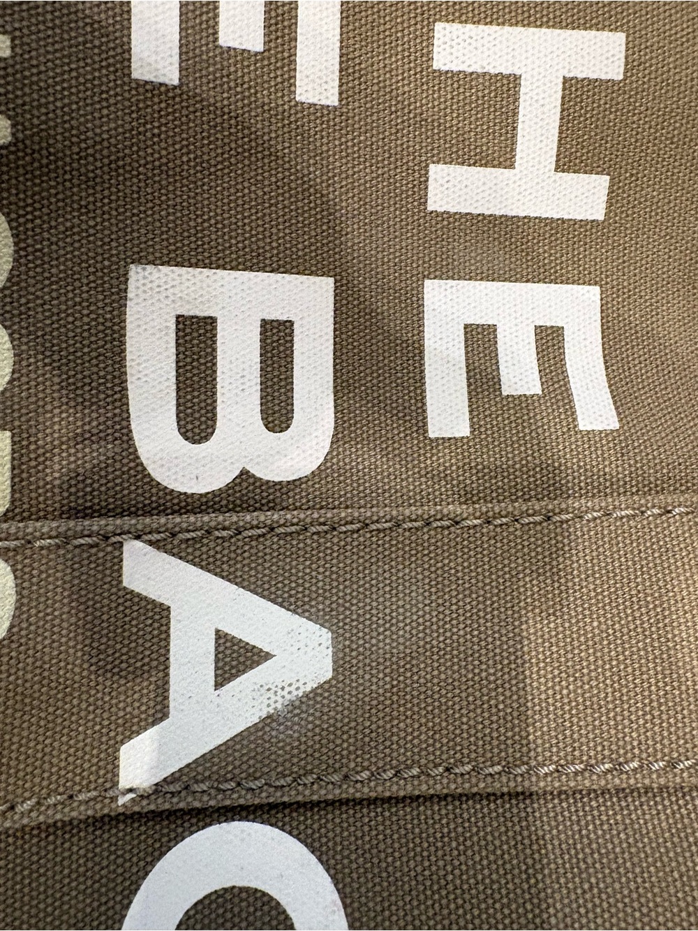 Marc Jacobs Olive Green 'The Tote Bag' Canvas Tote with White Logo - Picture 5 of 6
